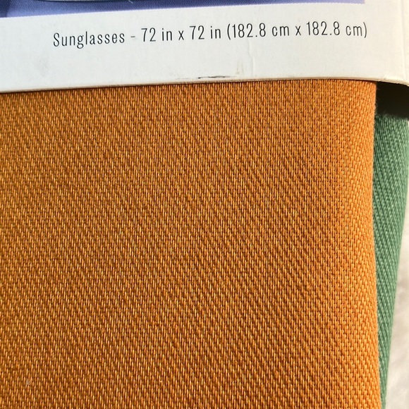 Room essentials, shower curtain - Picture 4 of 4